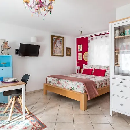 Apartment Lovely Next To Old Town Split